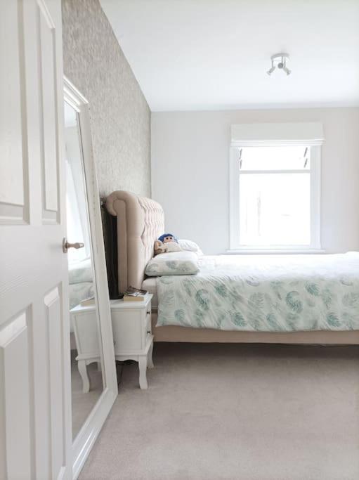 Modern And Cosy 2 Bedroom Flat In Notting Hill Londra Esterno foto